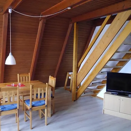 Nurdachhaus Lachmoewe Holiday home *
