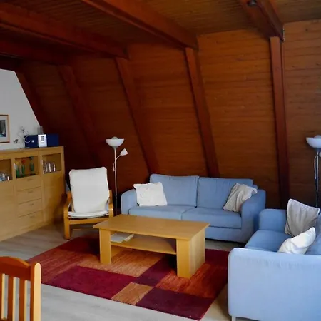 Nurdachhaus Lachmoewe Holiday home Butjadingen